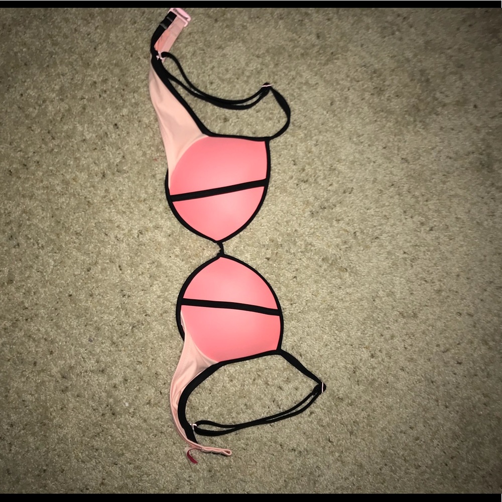Victoria’s Secret swimsuit top